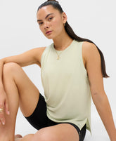 Soft Flow Studio Tank Top - Pastel Green