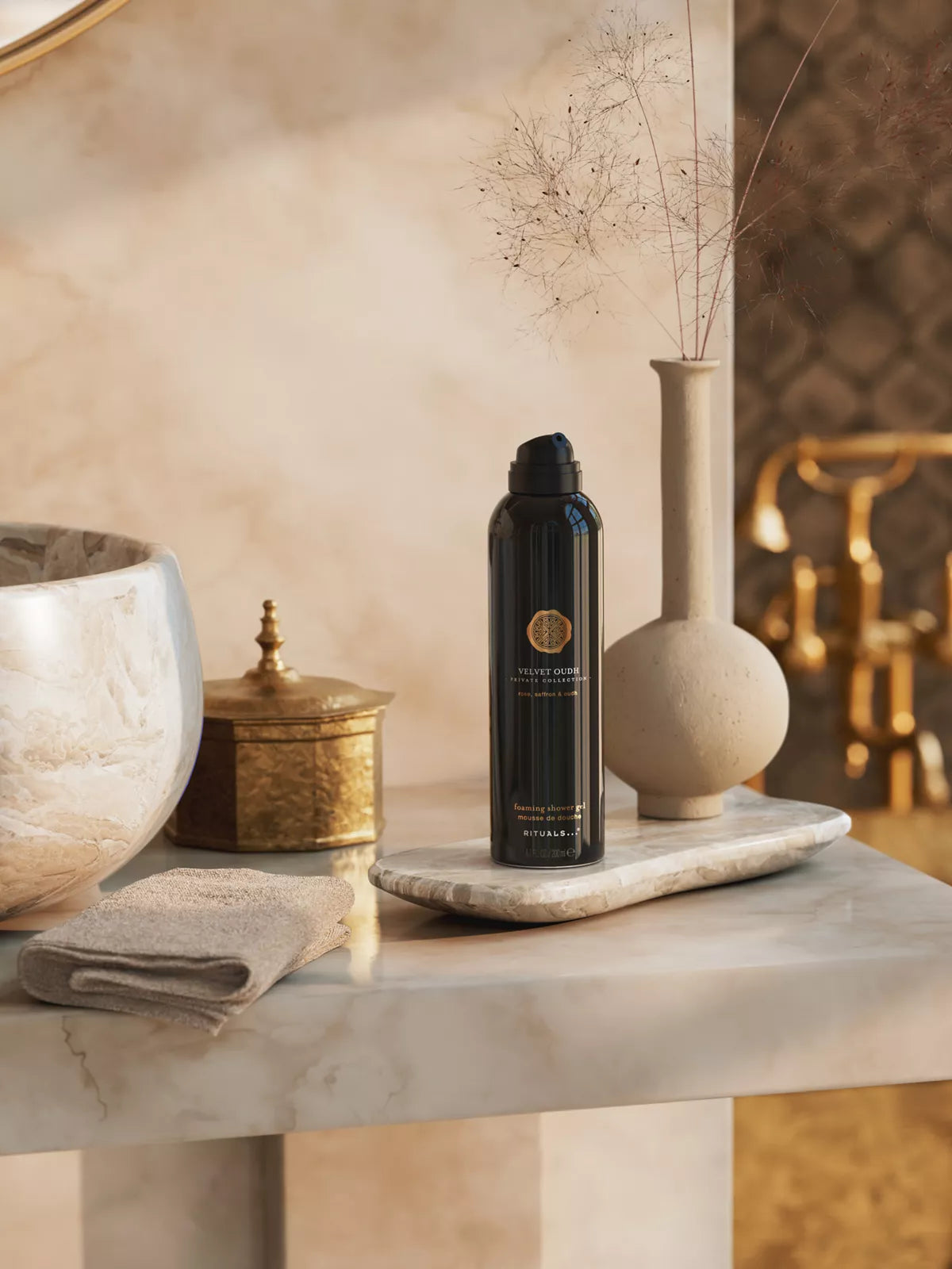 Velvet Oudh Foaming Shower Gel Lifestyle with Product