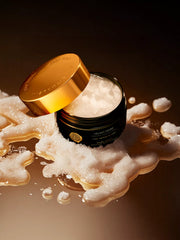 Velvet Oudh Body Scrub 250g Texture Image