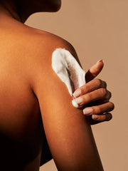 Love - Foaming Shower gel Texture on Model