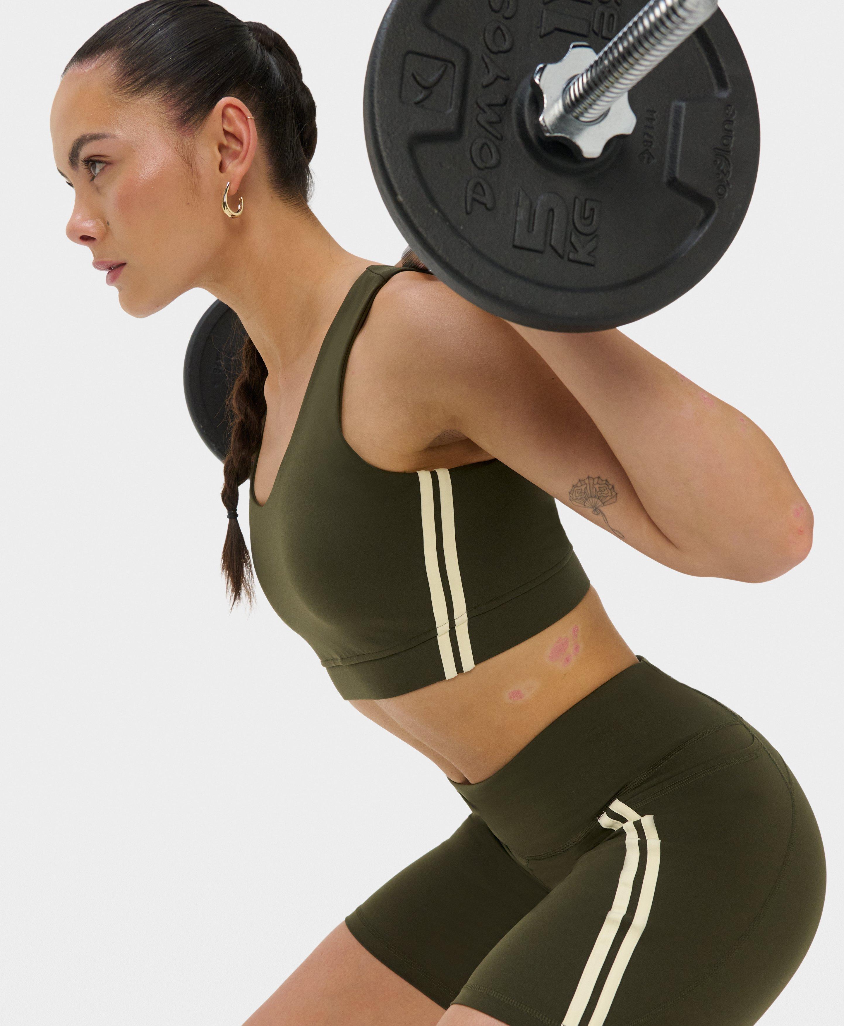 Power Scoop Side Stripe Sports Bra - Nori Green