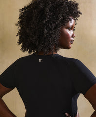 Athlete Crop Seamless Workout Tee - Black