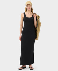 Fitted Scoop Neck Midi Dress - Black