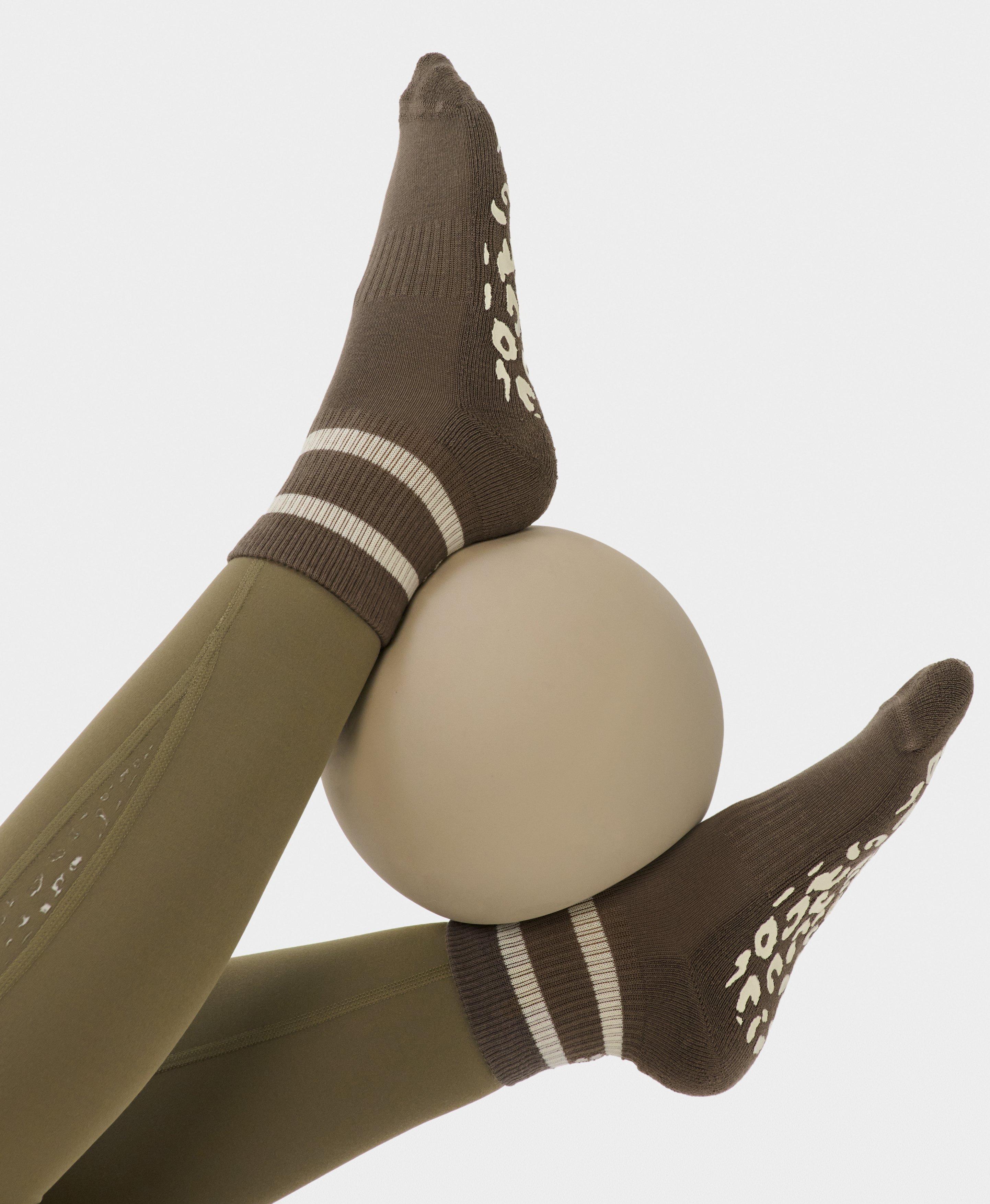Animal Print Mini Pilates Crew Grip 2 Pack - Khaki Brown Pebble Beige