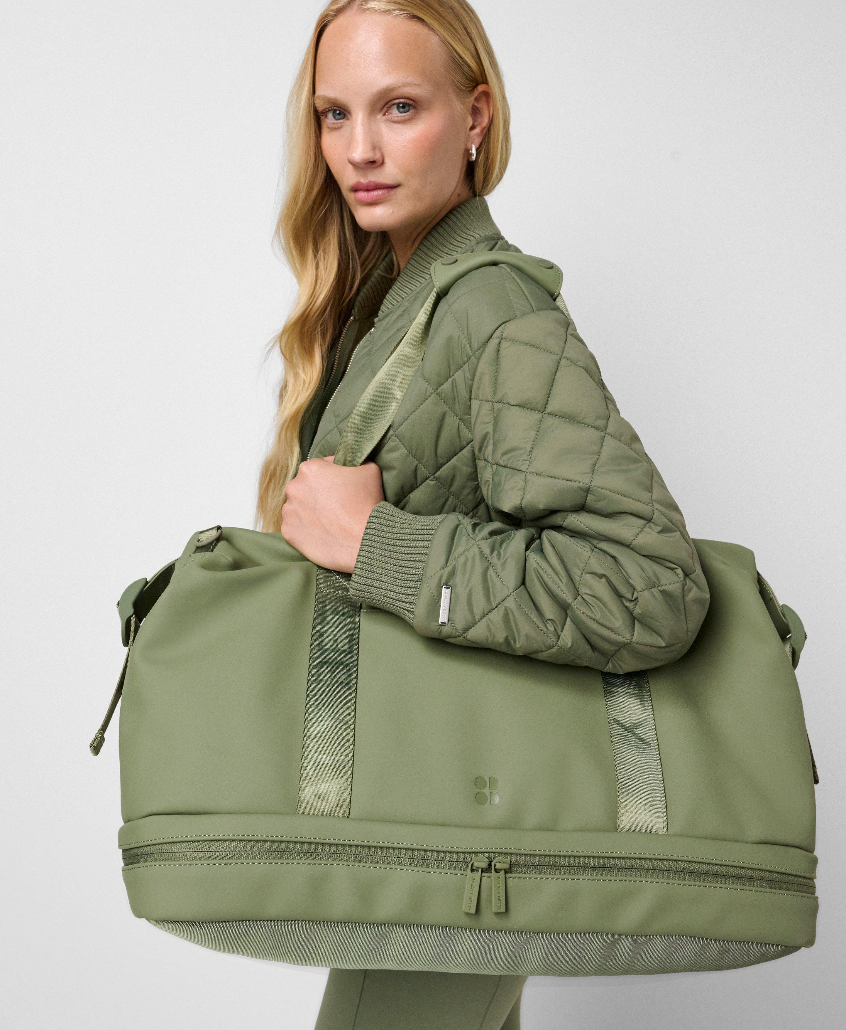 City Goer Weekender - Bracken Green